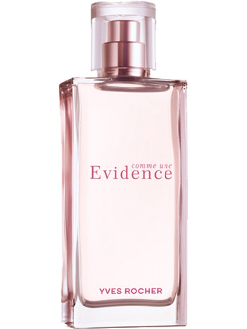 COMME UNE ÉVIDENCE
